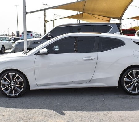 White Hyundai Veloster Sport 2019
