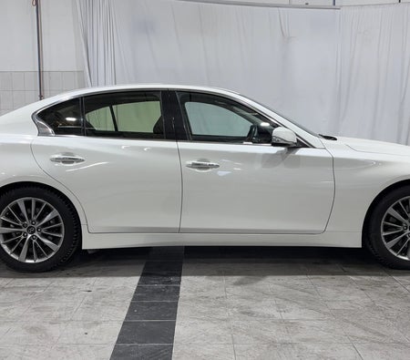 Blanc Infiniti Q50 LUXE 2024