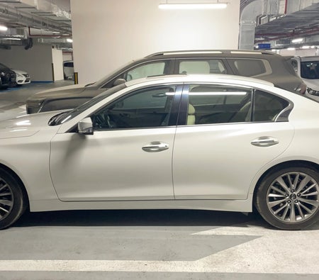 Blanc Infiniti Q50 LUXE 2024
