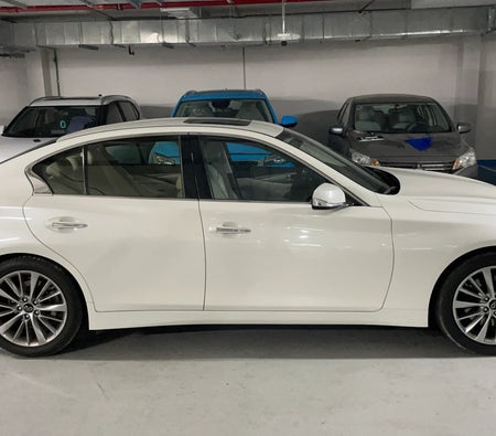 Blanc Infiniti Q50 LUXE 2024