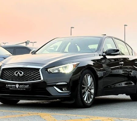 Siyah Infiniti Q50 Turbo 2022