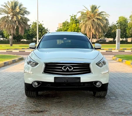Weiß Infiniti QX70 Limited 2014