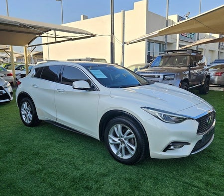 Infiniti Q30 Premium 2017, photo 3 of 4