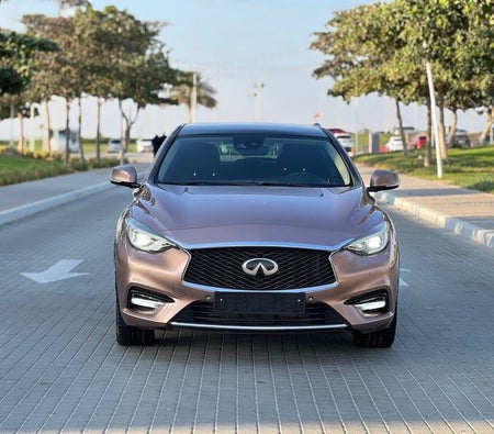 Infiniti Q30 Premium 2017, photo 2 of 4