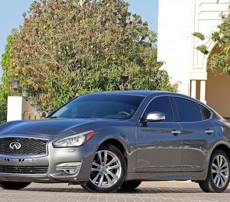 Infiniti Q70 Luxury 2017, photo 2 of 4