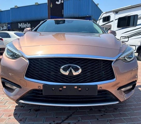 Infiniti QX30 LUXE 2018, photo 2 of 4