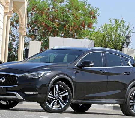 Infiniti QX30 Luxury 2018, photo 2 of 4