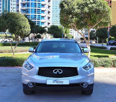 Silver Infiniti QX70 Luxury 2017