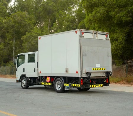 White Isuzu N-SERIES NPR 2022
