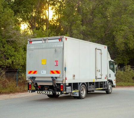 White Isuzu N-SERIES NPR 2023