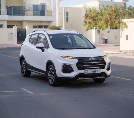 Huur JAC JS3 2025 in Dubai