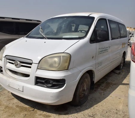 White JAC M1 Refine 2015