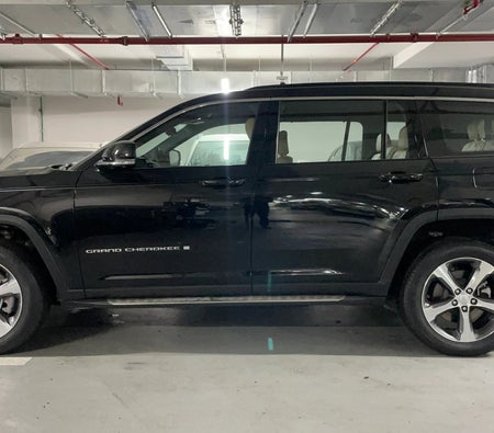 Black Jeep Grand Cherokee L LIMITED + 2024 Black Jeep Grand Cherokee L LIMITED + 2024