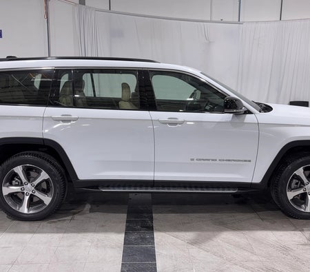 White Jeep Grand Cherokee L Limited 2024