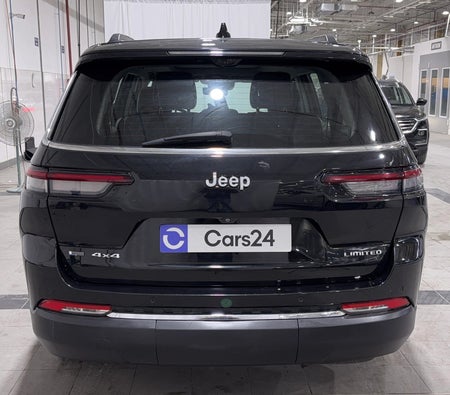 Black Jeep Grand Cherokee L Limited 2022