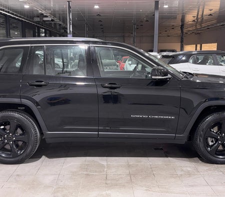 Negro Jeep Grand Cherokee Limited 2023 Negro Jeep Grand Cherokee Limited 2023