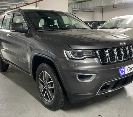 gris Jeep Grand Cherokee Limited 2021 gris Jeep Grand Cherokee Limited 2021