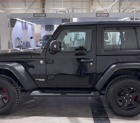 Schwarz Jeep Wrangler Sport 2021