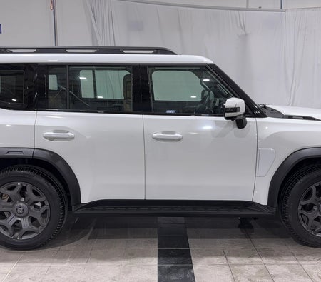 White Jetour T2 Luxury 2026