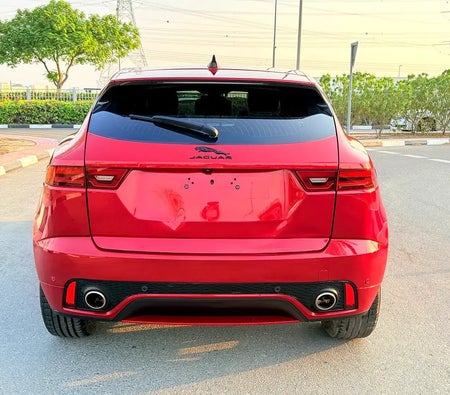 Kırmızı Jaguar E Pace 2024 Kırmızı Jaguar E Pace 2024