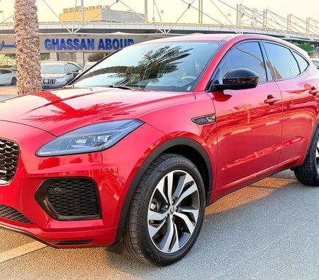 Kırmızı Jaguar E Pace 2024 Kırmızı Jaguar E Pace 2024