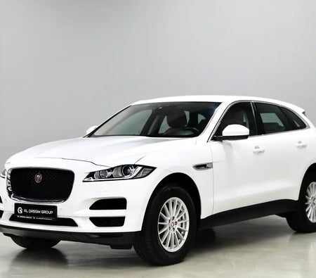 Jaguar F Pace Prestige 2019, photo 3 of 4