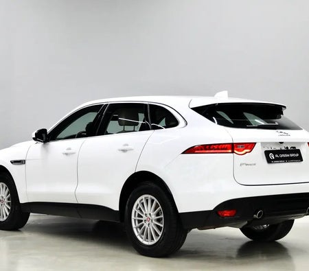 Jaguar F Pace Prestige 2019, photo 4 of 4
