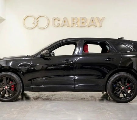 zwart Jaguar F Pace R-Dynamic 2021
