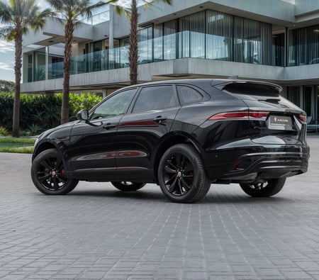 أسود جاغوار F Pace R-Dynamic 2021
