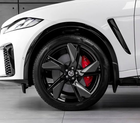 Jaguar F Pace SVR 2021, photo 4 of 4