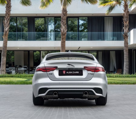 Plata Jaguar XE R-Dynamic 2021 Plata Jaguar XE R-Dynamic 2021