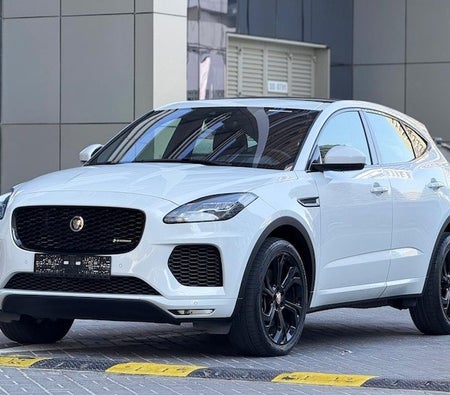 Jaguar E Pace R-Dynamic HSE 2018, photo 3 of 4