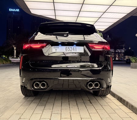Black Jaguar F Pace SVR 2024 Black Jaguar F Pace SVR 2024