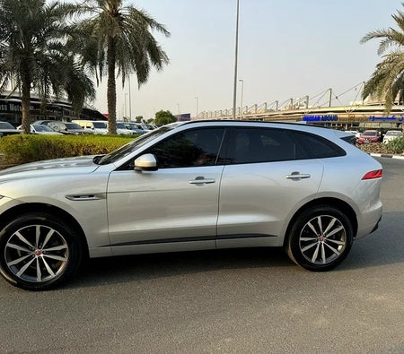 Jaguar F Pace R-Dynamic 2018, photo 4 of 4