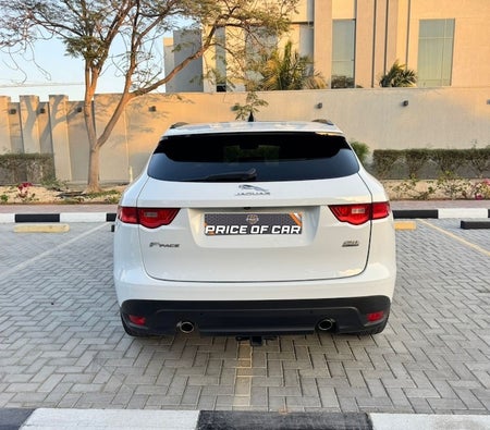 Jaguar F Pace 2020, photo 2 of 4