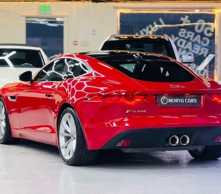 Kırmızı Jaguar F Type 2015