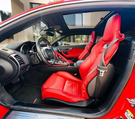 rojo Jaguar F Type R-Dynamic 2018