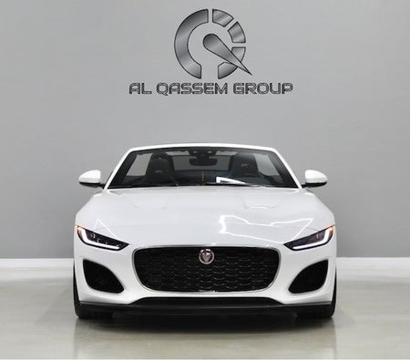 白色的 捷豹 F Type 2022