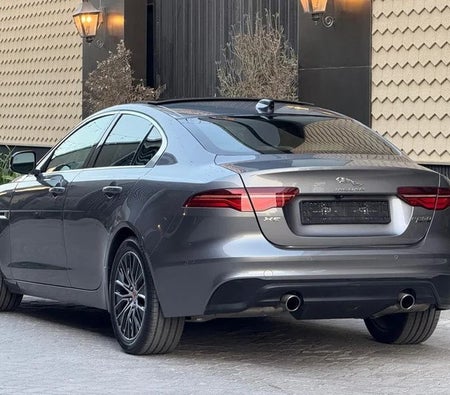 Gray Jaguar XE SE 2020