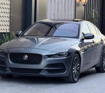Gray Jaguar XE SE 2020