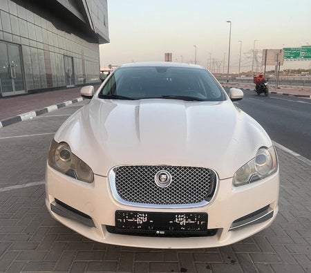 Jaguar XF Premium Luxury 2010, photo 2 of 4