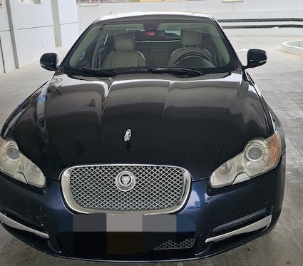Blue Jaguar XF 2011