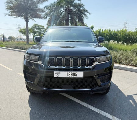 zwart Jeep Grand Cherokee 2024 zwart Jeep Grand Cherokee 2024