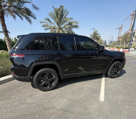 Jeep Grand Cherokee 2024, photo 4 of 4