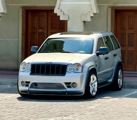 Серебро Jeep Grand Cherokee SRT8 2009 Серебро Jeep Grand Cherokee SRT8 2009