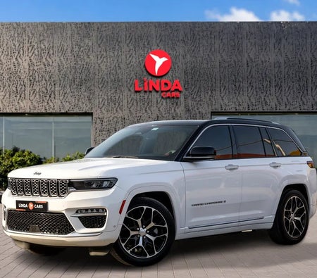 Jeep Grand Cherokee Summit 2023, photo 1 of 4