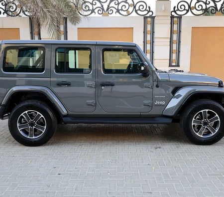 Jeep Wrangler Sahara Unlimited Plus 2023, photo 3 of 4