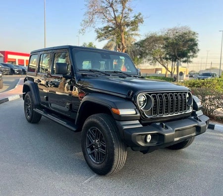 Черный Jeep Wrangler Sport 2025 год Черный Jeep Wrangler Sport 2025 год