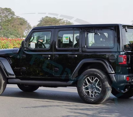 Black Jeep Wrangler Unlimited Sahara 2026