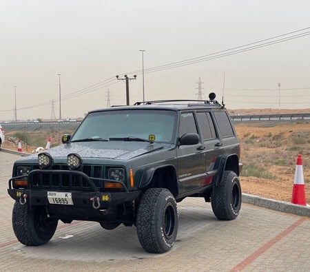 Jeep Cherokee  1999, photo 2 of 4
